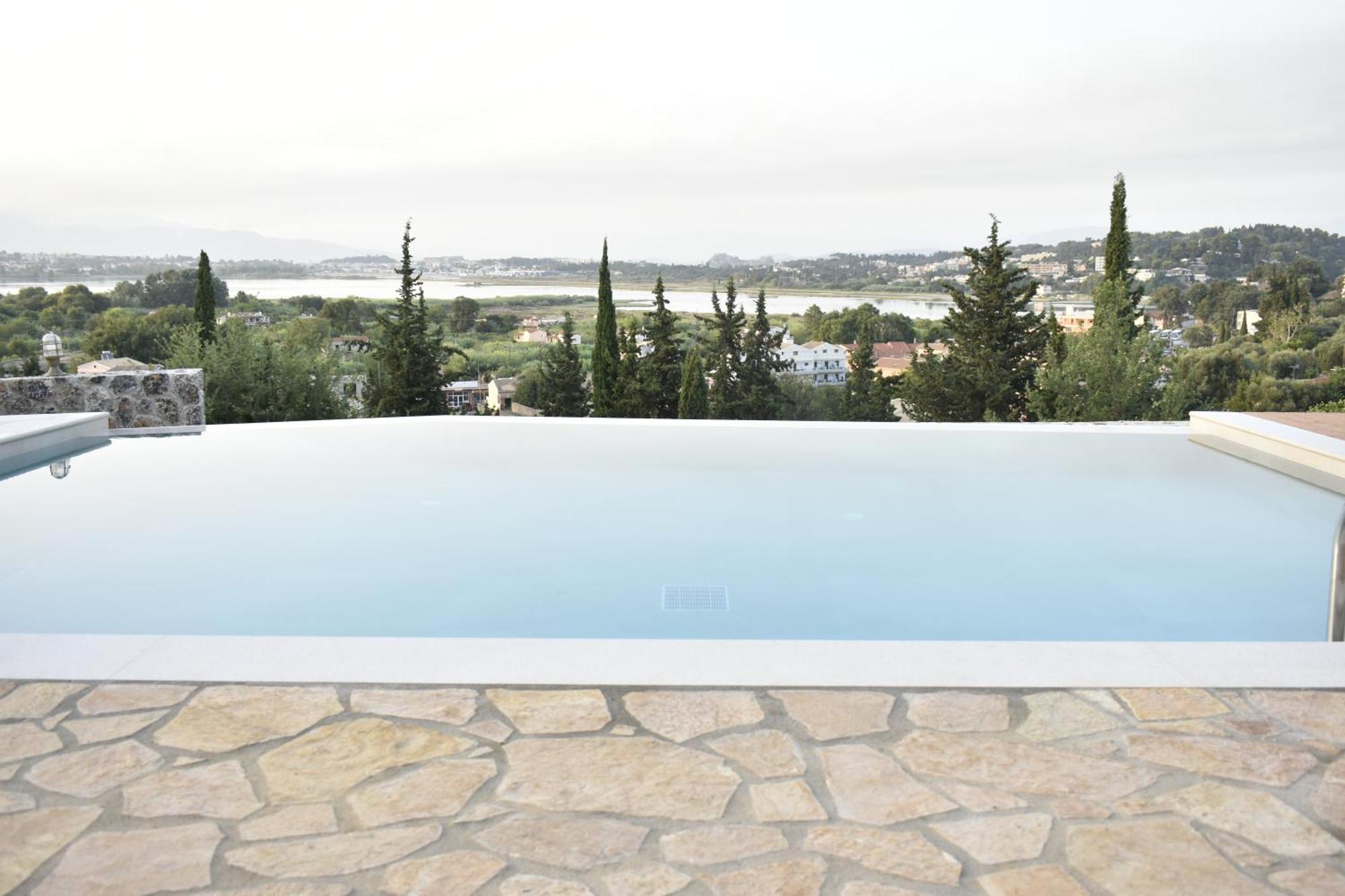 Corfu View Deluxe Holiday home *
